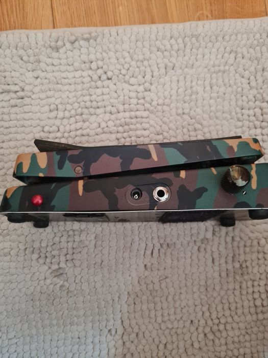 Dunlop Wah Wah Dime Cry Baby