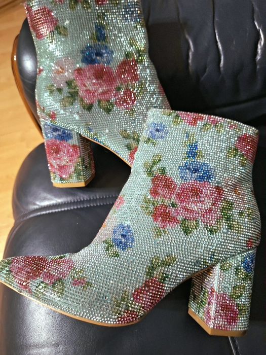 Botki cyrkonie kwiaty