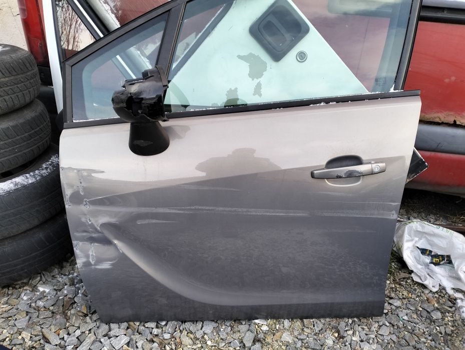 Drzwi lewe przód i lewe tył Opel Meriva B z40w do.poprawek KOMPLETNE