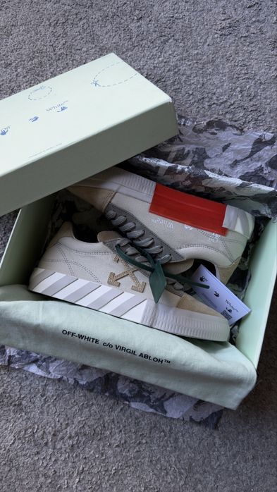 Off-White Low Vulcanized Canvas/Suede Beige Sand  EU39