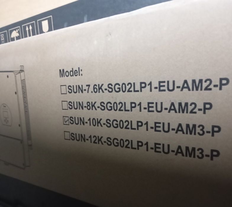 Гібридний  інвертор Deye Sun-10k-SG02LP1