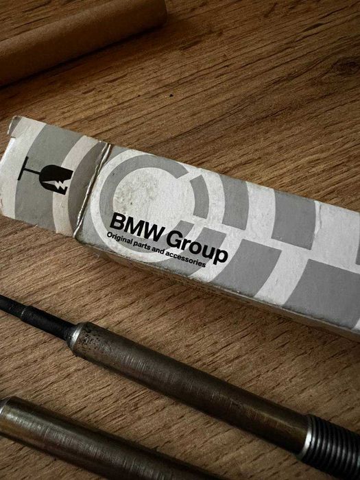 Свічка розжарювання BMW X6, BMW X1, BMW X7 (12230035934) Б/У