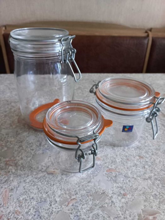 Стеклянная банка 1л с бугельной крышкой, деревянная