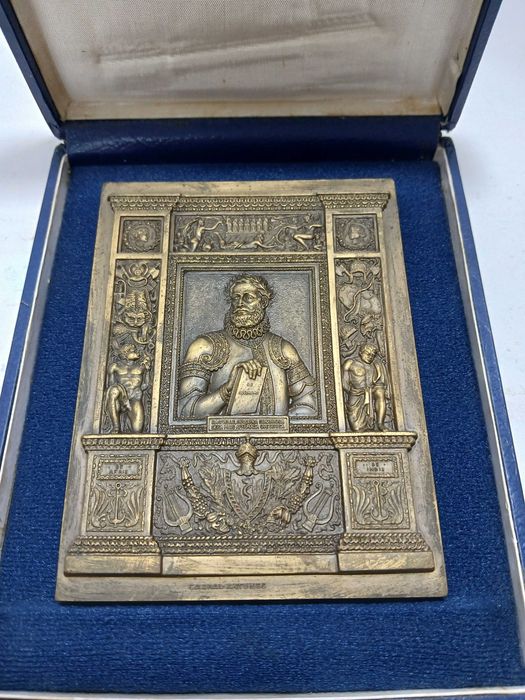 Medalha em Bronze - Luís Vaz de Camões - Centenario da sua morte 1980