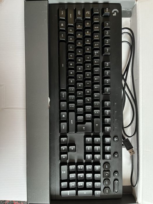 Klawiatura Logitech G213