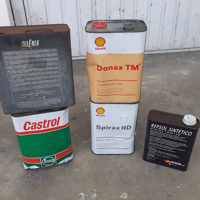 Latas de óleo vintage colecionáveis