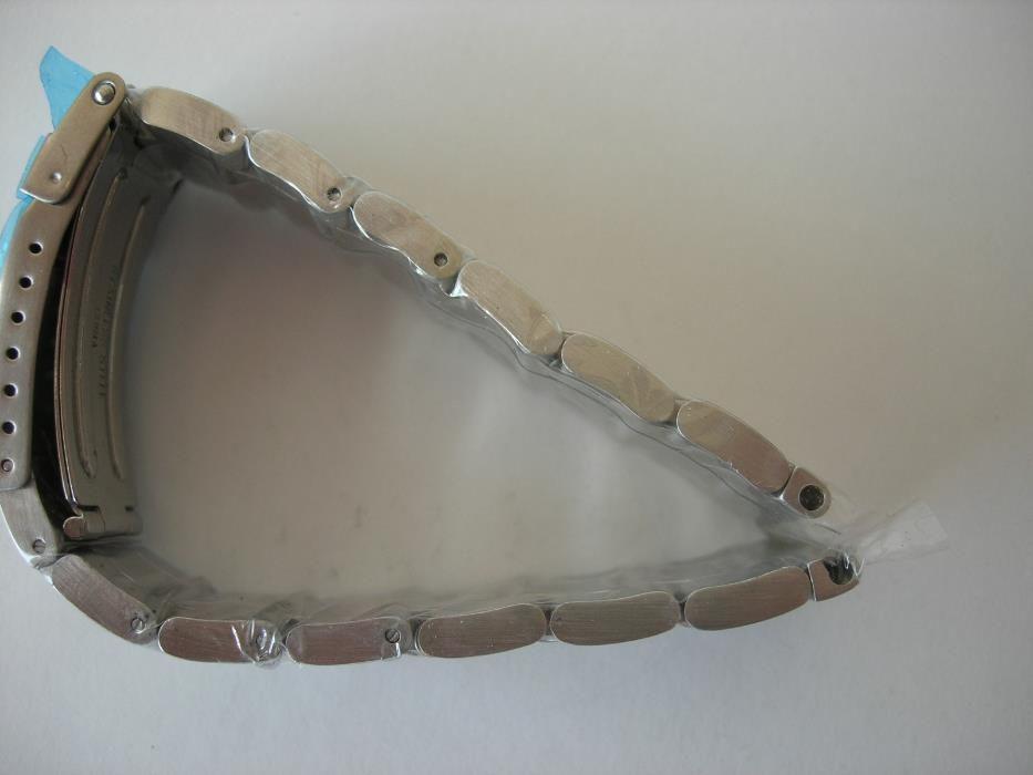 Bracelete Relógio Metálica 2 Tons Maciça 20mm Fecho Bascula