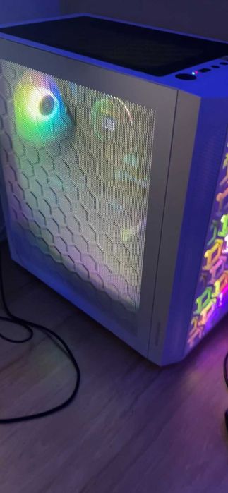 PC gaming ryzen 7 5700x + rtx 5060 Ti 8 GB + 32 GB ram + ssd NVMe 1 tb