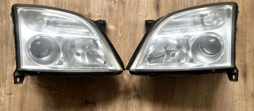 Reflektory (L+P) Opel Signum (Vectra C) 2004 r.