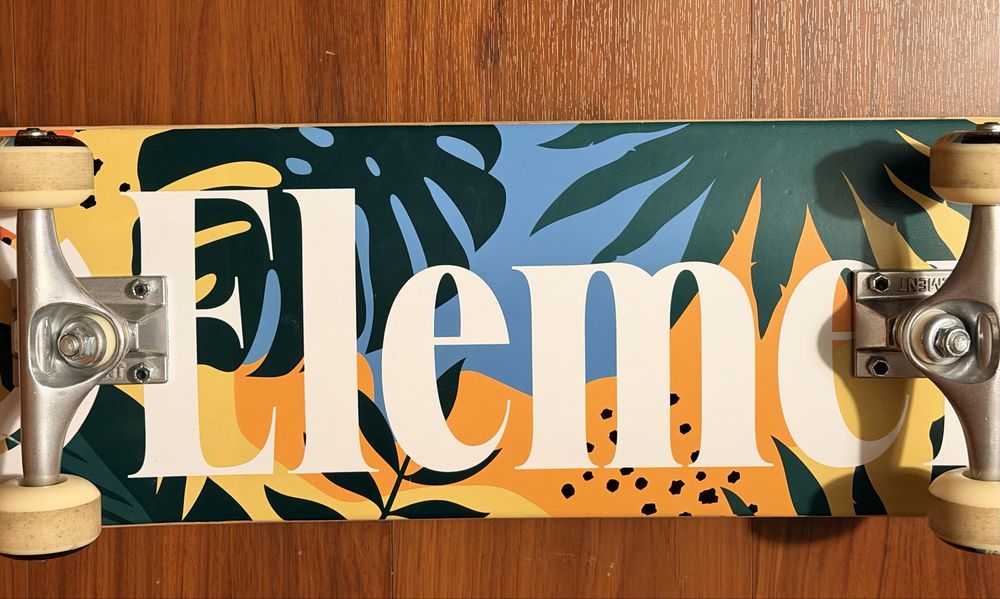 Skate Completo Element 8.25" Tropical - Como Novo