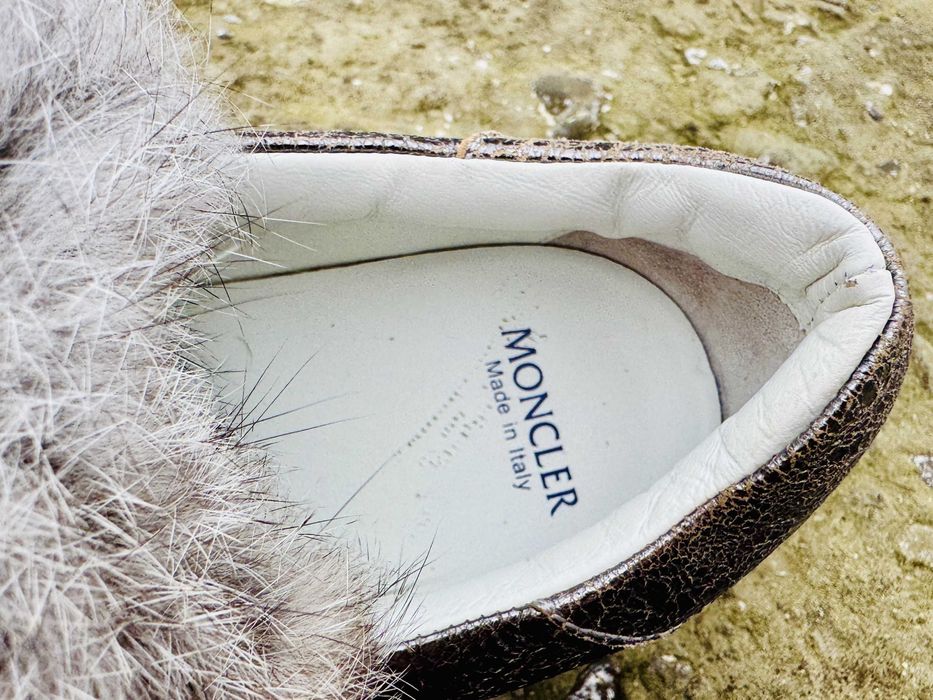 Жіночі оригінальні сліпони Moncler Silver Lucie Trainer with Rabbit