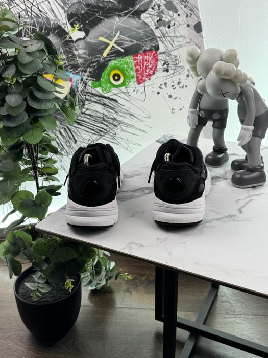 Кросівки Adidas Yung 96 40.5 розмір Е8802