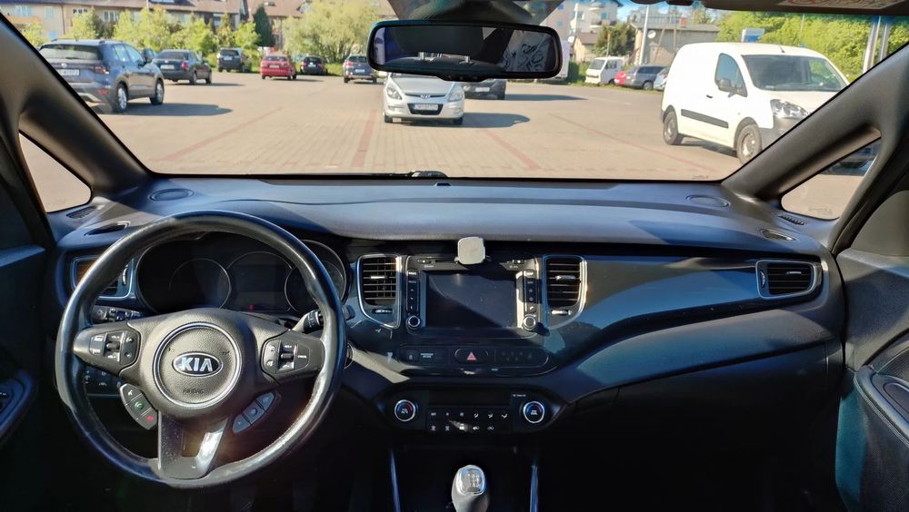 Kia Carens