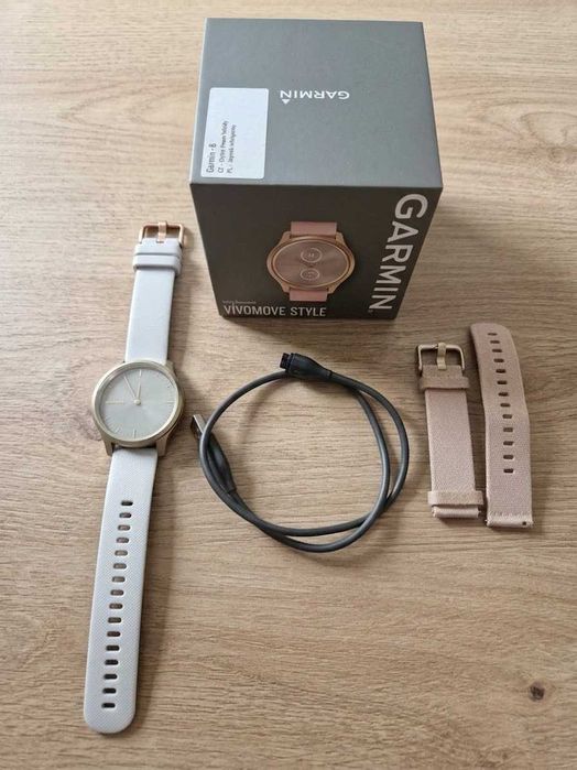 Garmin Vivomove Style różowozłoty