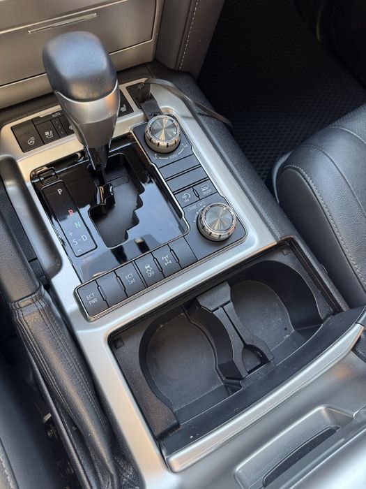 Toyota Land Cruiser 2020 VIN JTMCX05J904205352 фото оголошення 15 з 18