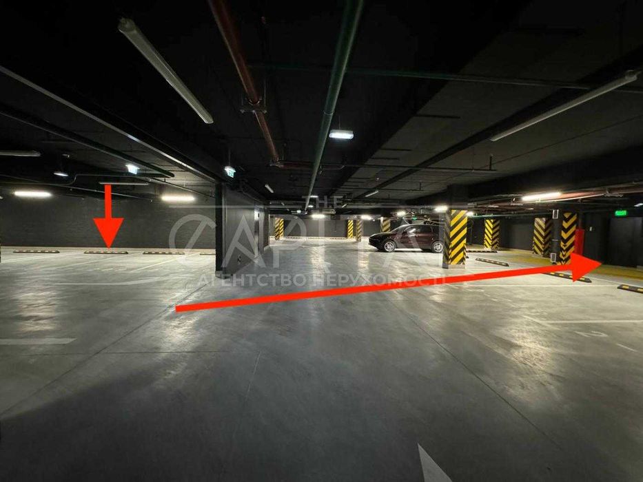 Паркомісце 13,4 м2 в ЖК TRIIINITY,  2 Будинок