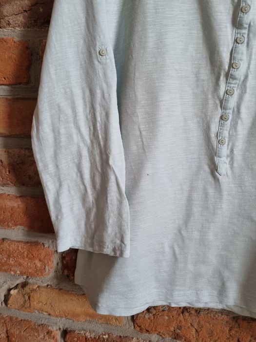 Blado błękitna bluzka