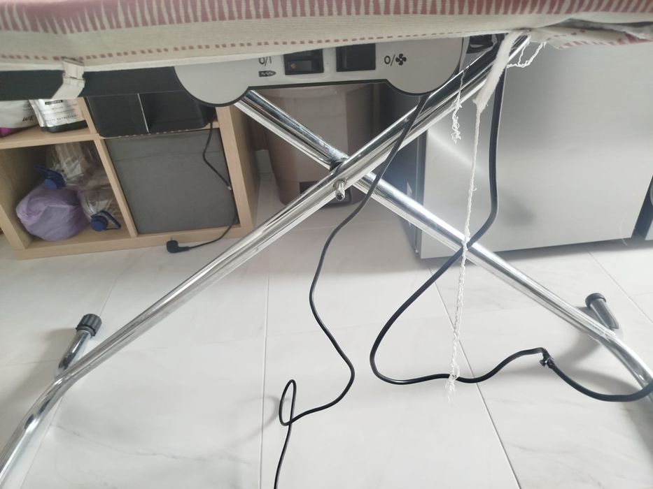 Tábua de passar a ferro profissional de METALNOVA