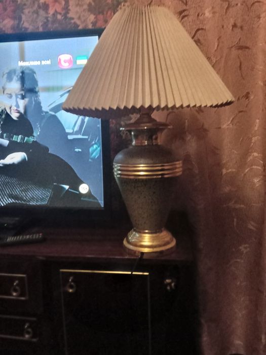 Торшер , лампа  большая ,  не отправляю ,