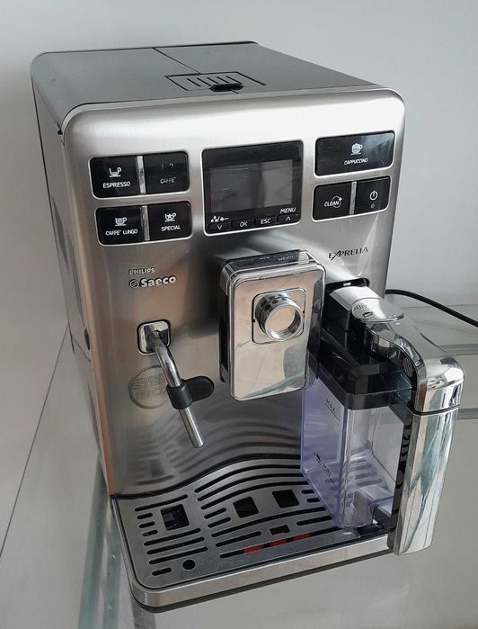 кавомашина з молочником philips saeco exprelia xprelia hd8854