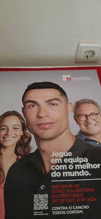 Cartaz da Liga Portuguesa contra o Cancro  - Cristiano Ronaldo