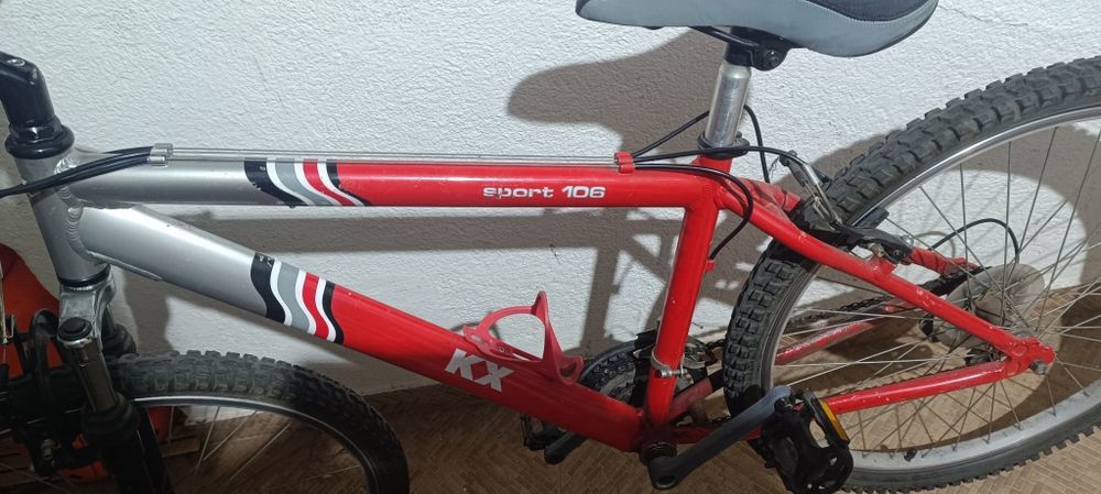 Bicicleta de montanha  roda 26 (BTT) de marca KX, modelo Sport 106