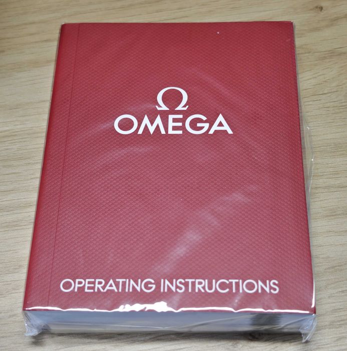 Caixa Omega Speedmaster Snoopy