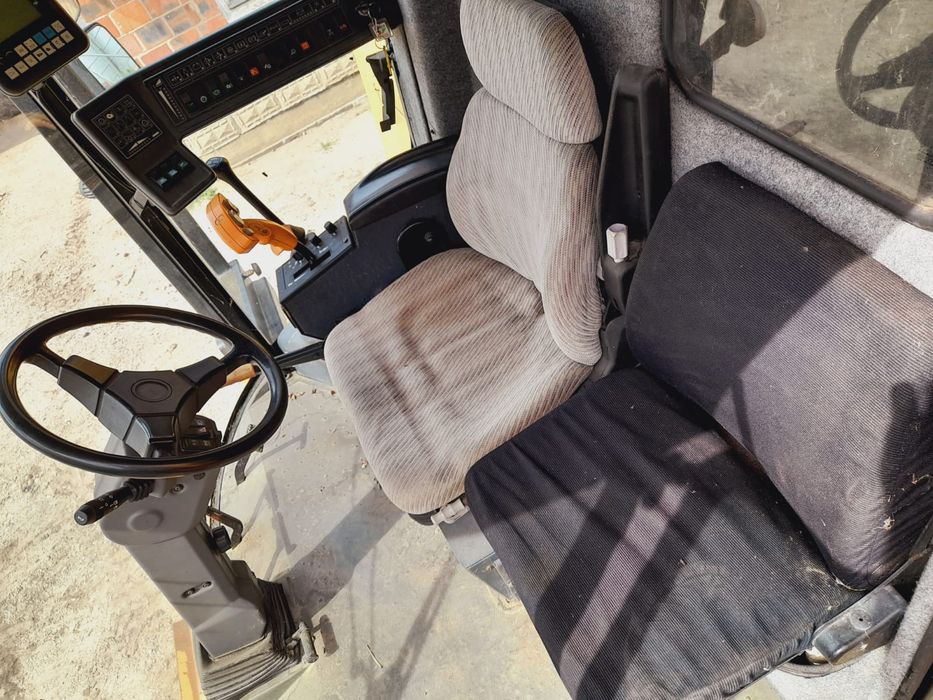 New Holland TX 65 PLUS napęd 4x4 heder 5 m sprowadzony ( 62,64,66,68)