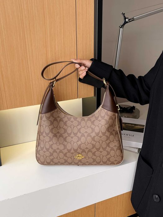 Жіноча сумка COACH Signature Canvas / Сумка Коач / жіноча мокко сумка-хобо Коуч
