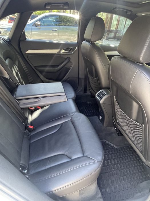 Продам свій Audi Q3