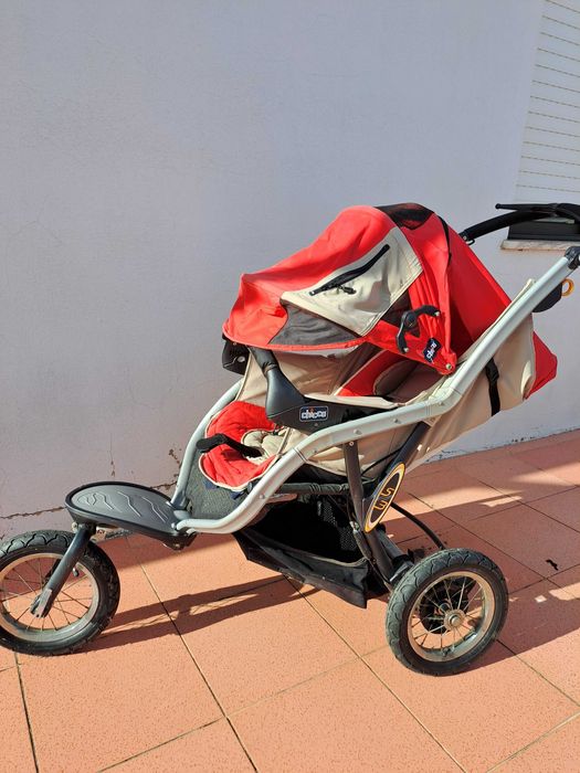 Carrinho de bebe Chicco s3 trio URGENTE!