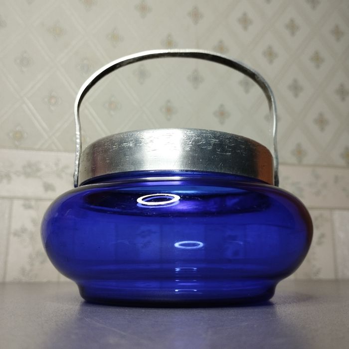 Большие блюда, ручки, цветное стекло, почти новые