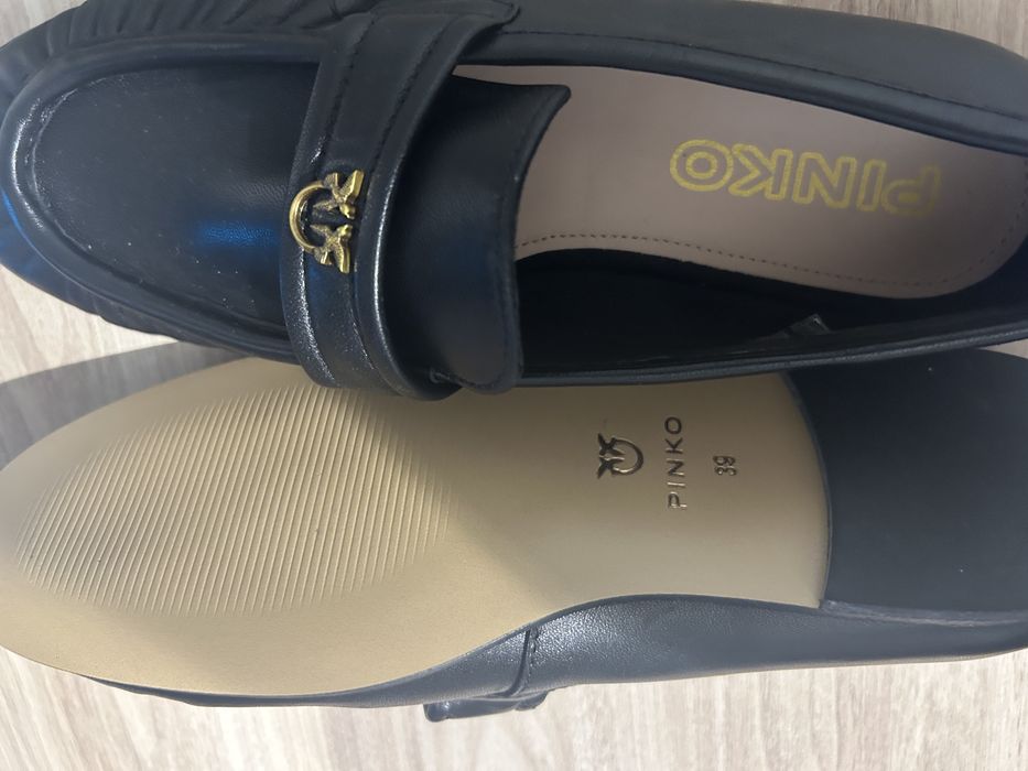 Damskie buty mokasyny Pinko