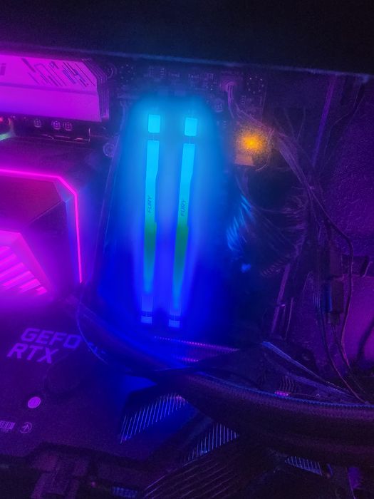 Оперативна пам'ять Kingston Fury DDR5-5600 16384MB PC5-44800