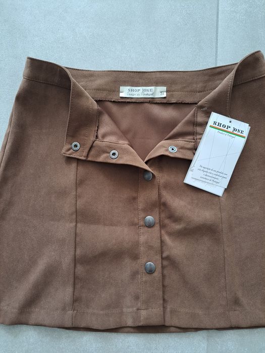 Mini saia estado novo com etiqueta