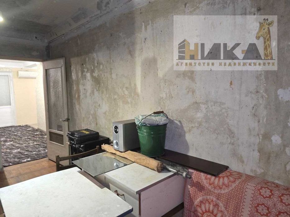 Продам 2-х кімнатну квартиру вул. Лахтінська