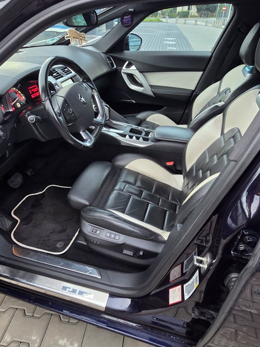 DS 5, 2.0 HDi 180 KM Sport Chic – 2015 r.