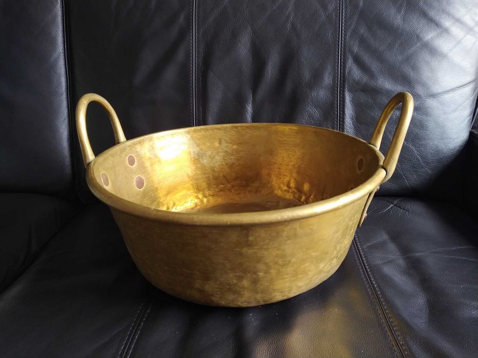 Antiga panela, tacho, alguidar, caldeira grande dimensão em cobre