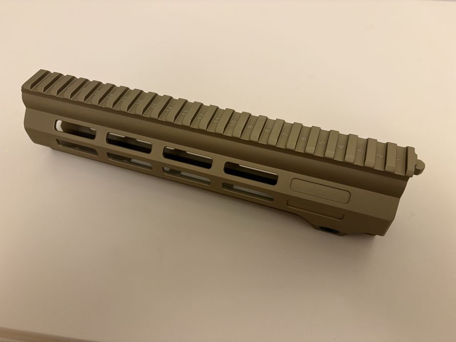 Nowe łoże B&T do H&K MR223 11" coyote-tan