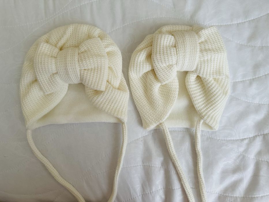 Продам   дитячу шапочку