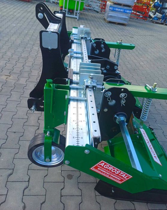 Glebogryzarka międzyrzędowa FRIGO do truskawek malin porzeczk AGROSTAL