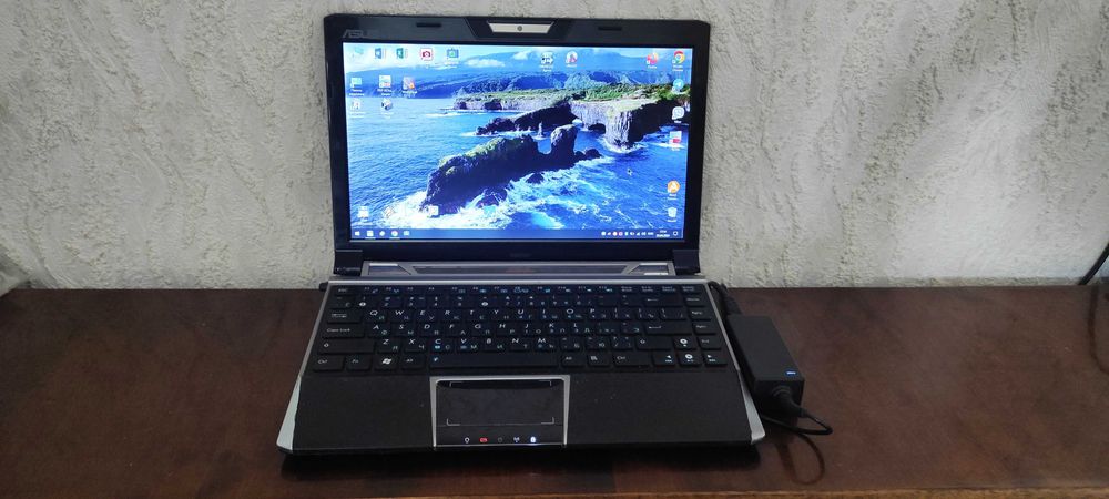 Нетбук ASUS Lambardhini VX6