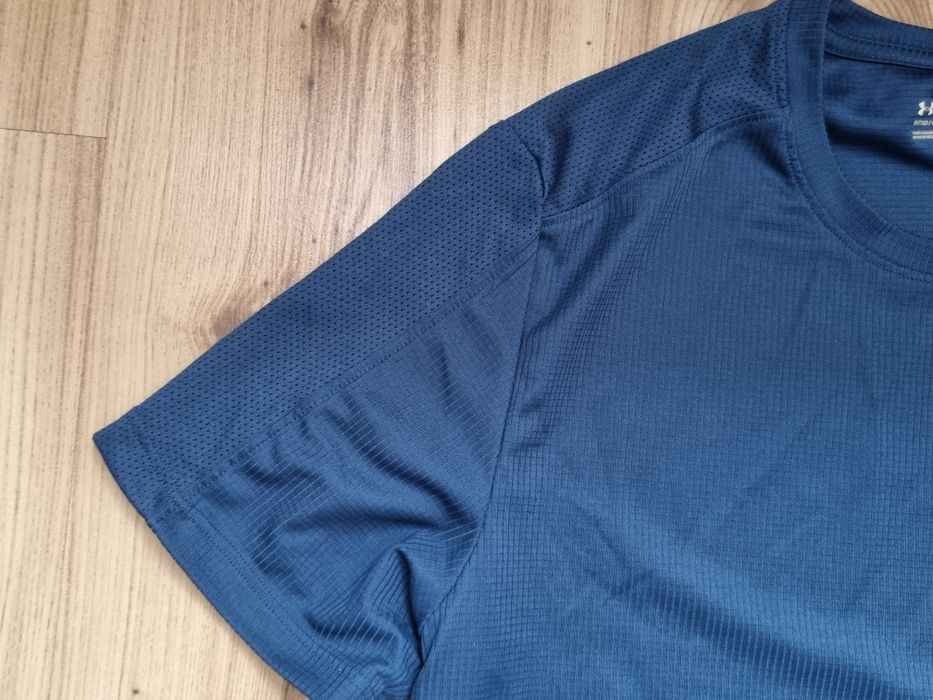 Koszulka bluzka Under armour M 38