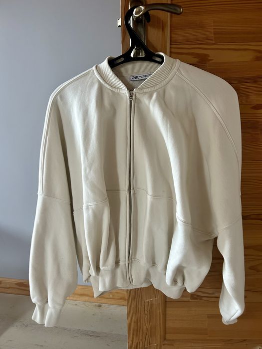 Костюм молочний ZARA