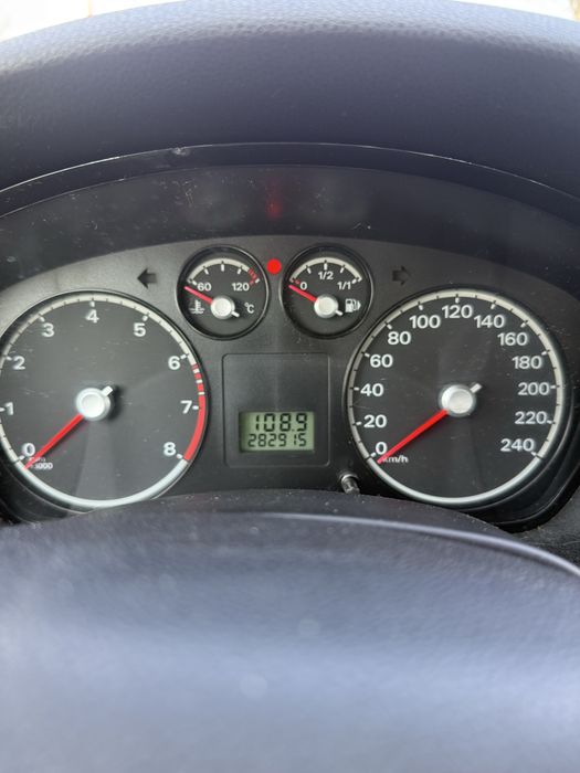 Ford focus 1.6 benzyna  100hp