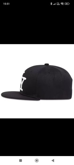 Czarna czapka z daszkiem cap dżokejka bejsbolówka unisex