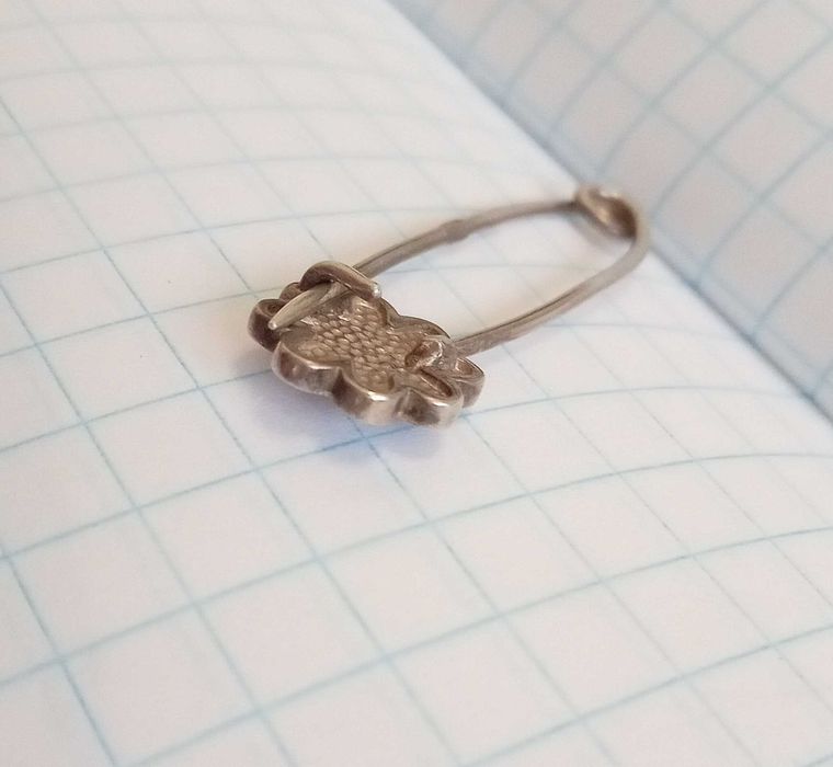 Брошка булавка "Квітка" Срібло 925 проба. Емаль