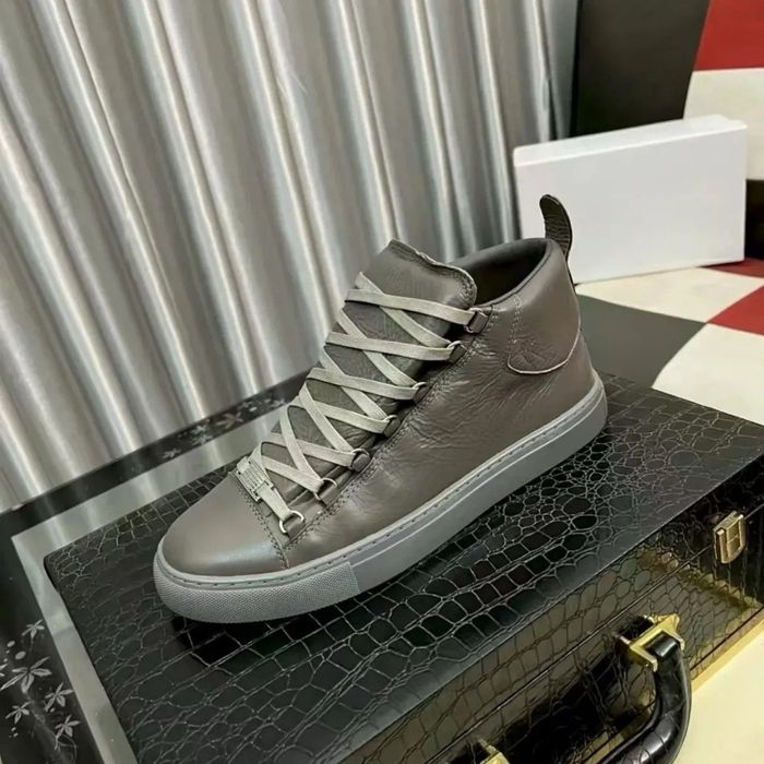 Кросівки Balenciaga Arena ЧИТАТИ ОПИС