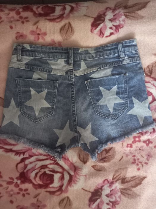 Джинсовые шорты модные