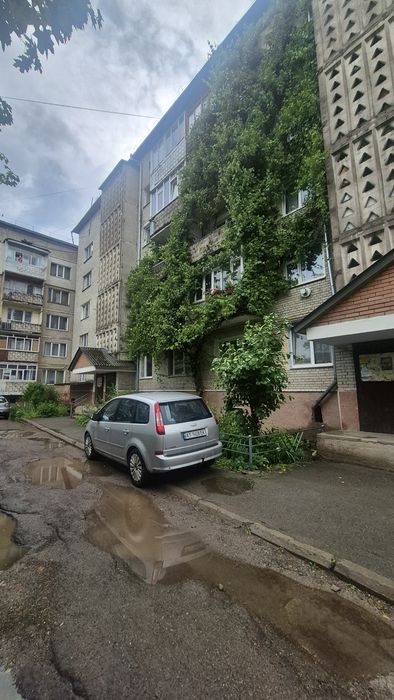 3к квартира вул.Тролейбусна, держпрограми